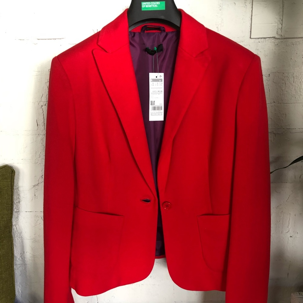 Red blazer, size 6, BRAND NEW
